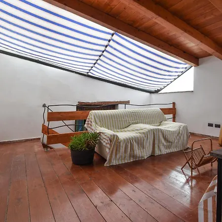 Сasa de vacaciones Amazing Home In Trappeto With House Sea View Trappeto (Sicily)
