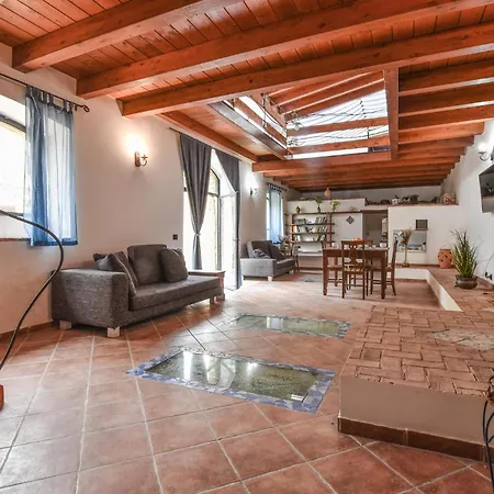 Сasa de vacaciones Amazing Home In Trappeto With House Sea View Trappeto (Sicily)