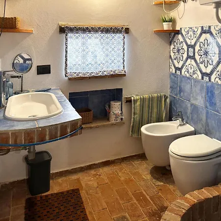 Сasa de vacaciones Amazing Home In Trappeto With House Sea View